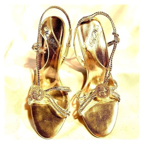 WILD ROSE SILVER DRESS SANDALS 4” HEELS 7.5 - Picture 1 of 8